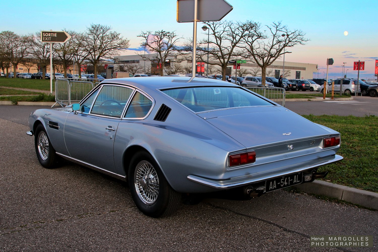 1967_Aston Martin DBS Vantage-05.JPG